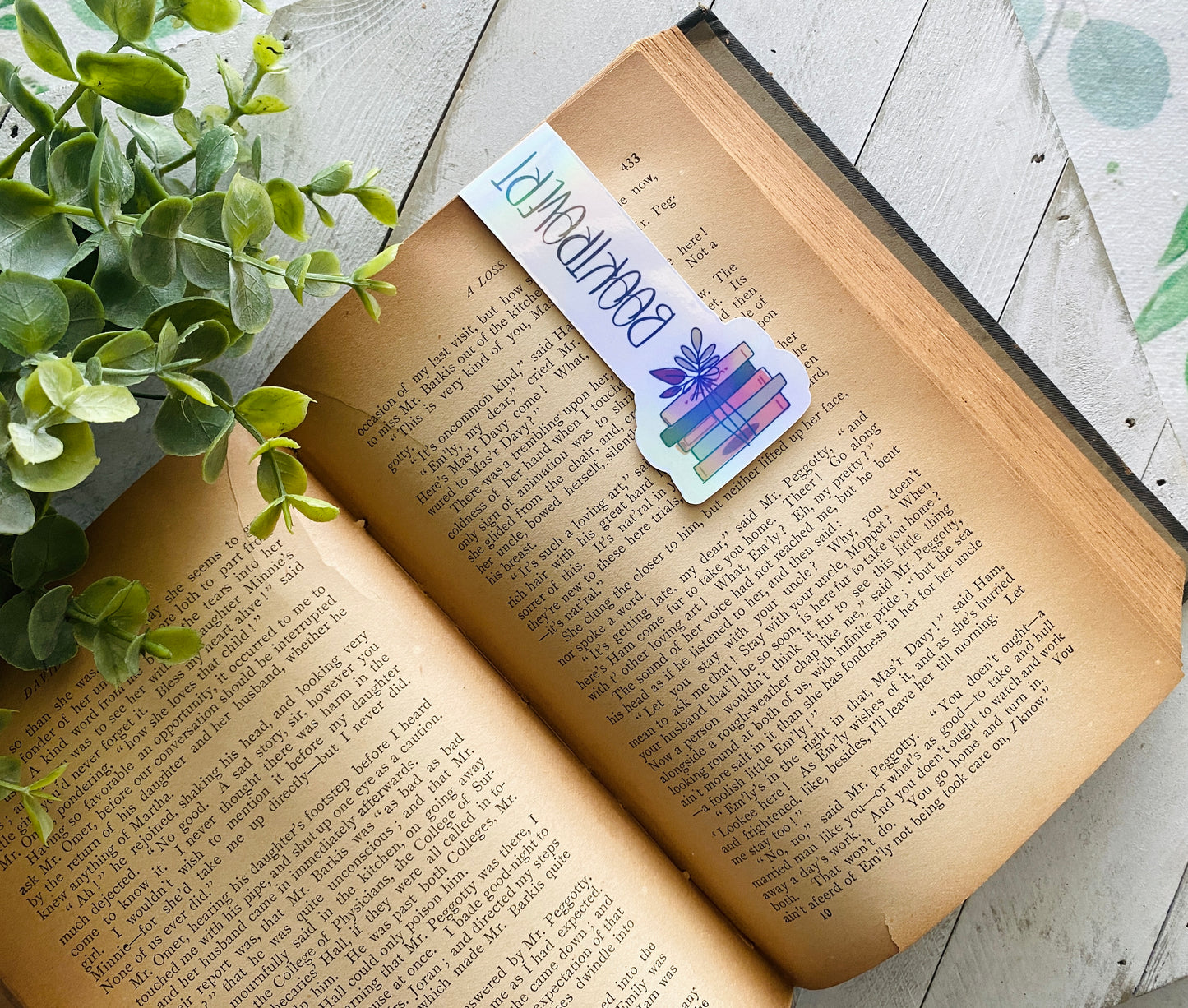 Booktrovert Book Stack Magnetic Bookmark