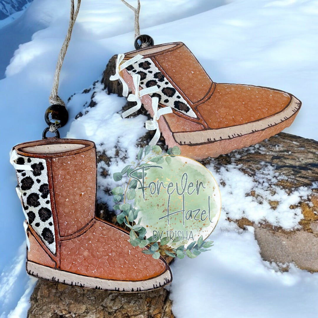 Cheetah Boot With Ribbons Freshie