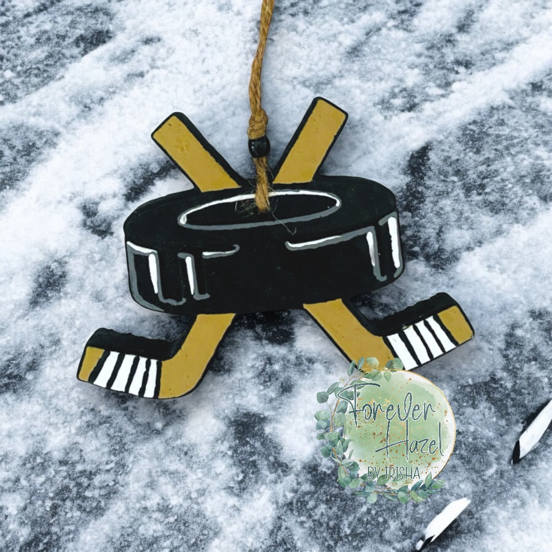 Hockey Puck & Sticks Freshie